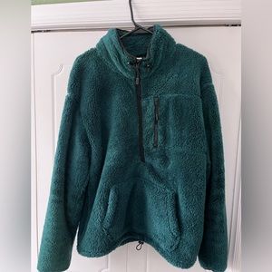 Victoria’s Secret Dark Green Sherpa Half Zip Sweater Size Medium